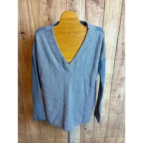 Prana Knit Vneck Sweater Washed Out Gray Blue Color Size S - Picture 1 of 8
